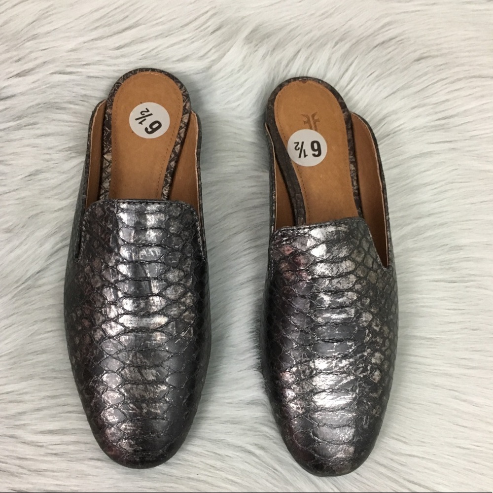 New Frye Metallic Embossed Mule - Picture 4 of 6